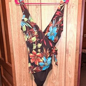 Floral Croft & Barrow Black & Floral Surplice Swimsuit, Size 16